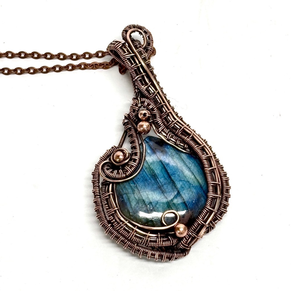 HAND CRAFTED Labradorite Wire Wrapped Copper Heady Statement Pendant Necklace - Picture 2 of 10